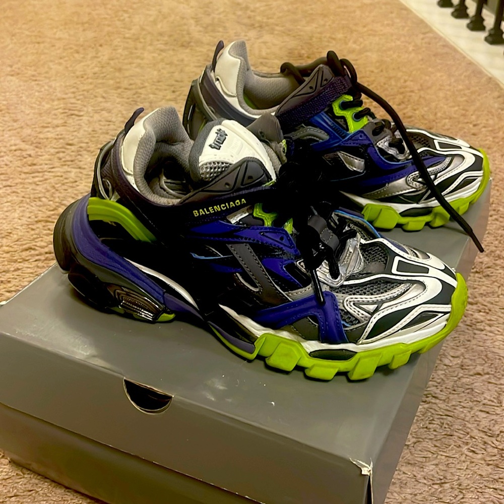 Balenciaga Track2